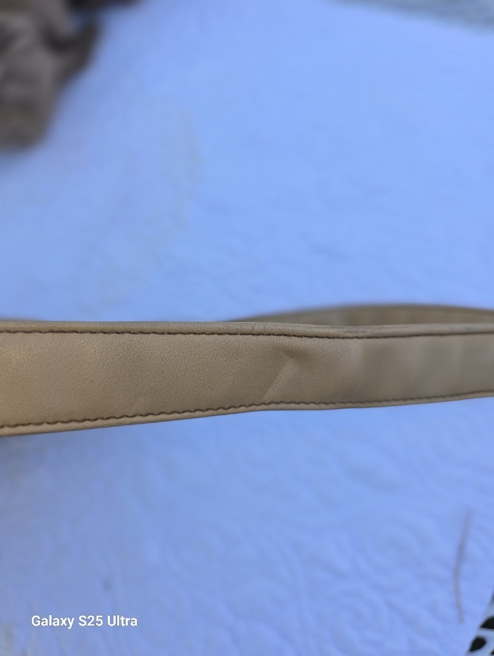 Aurielle Vintage 90s Beige Slouchy Leather Hobo Bag - Picture 14 of 17